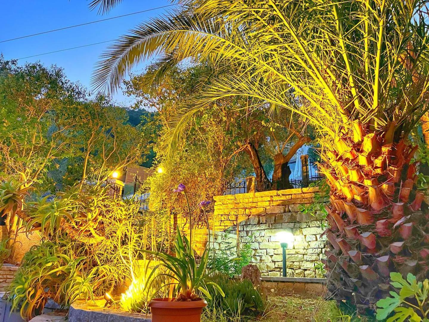 Silent Bay Apartments Katávolos Екстериор снимка