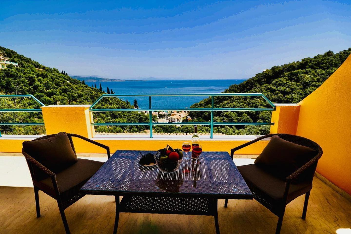 Silent Bay Apartments Katávolos Екстериор снимка