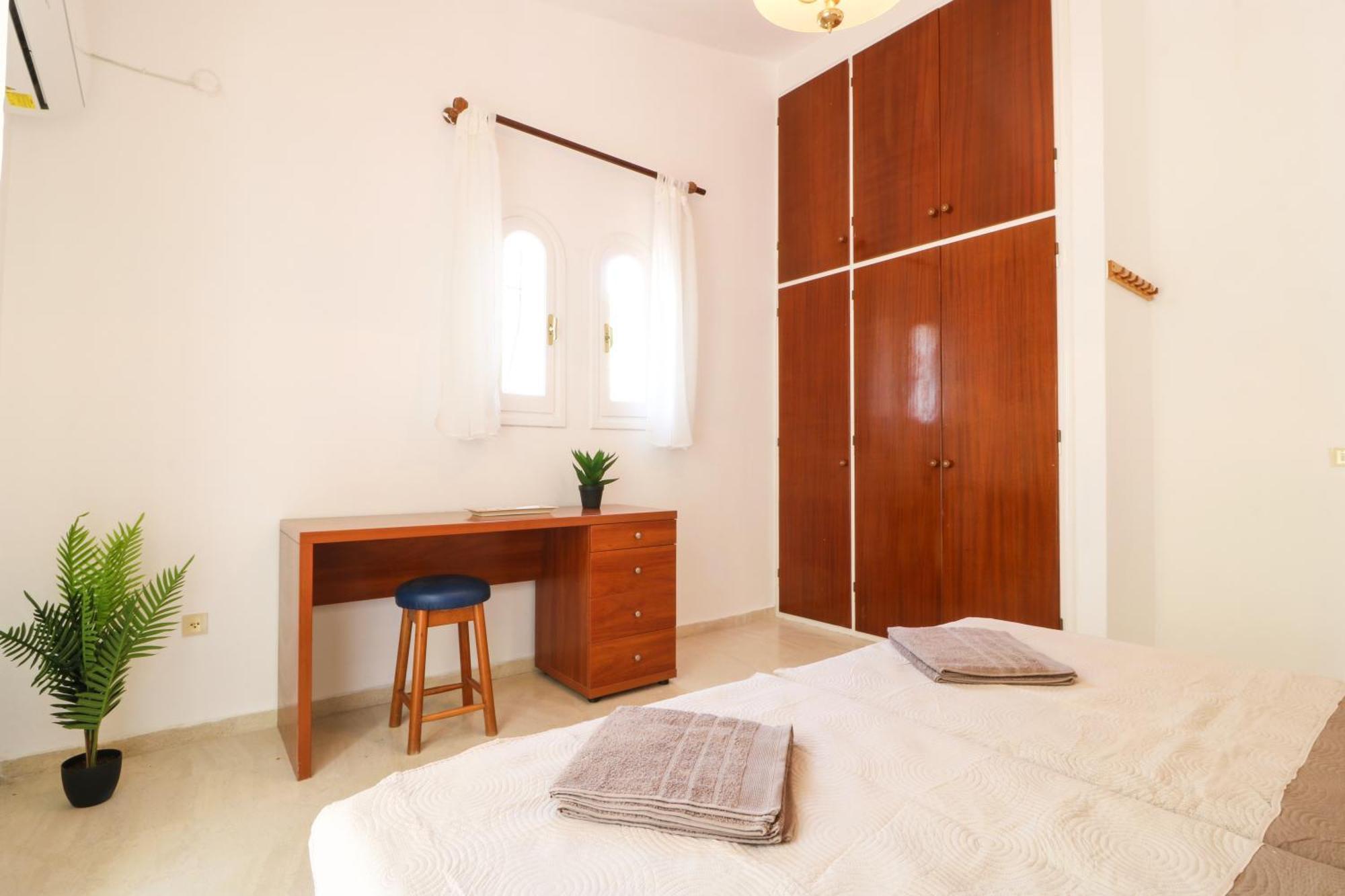 Silent Bay Apartments Katávolos Екстериор снимка