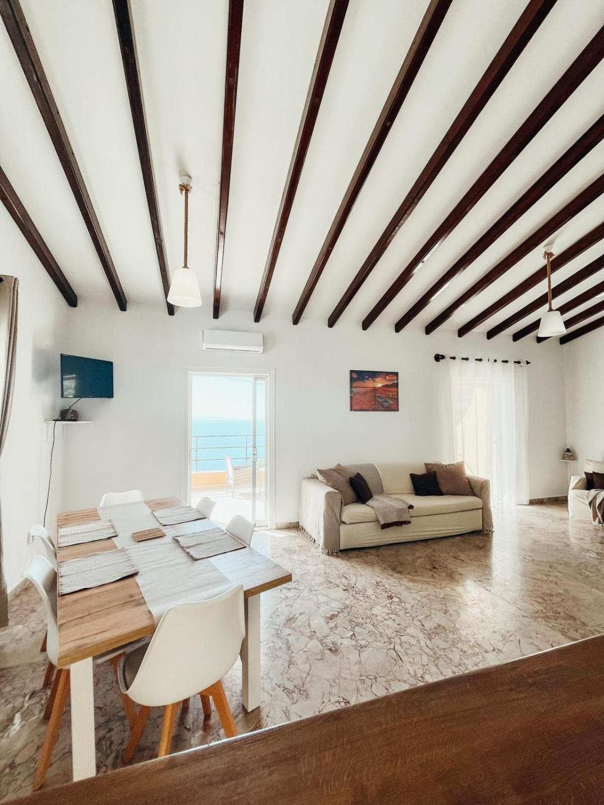 Silent Bay Apartments Katávolos Екстериор снимка