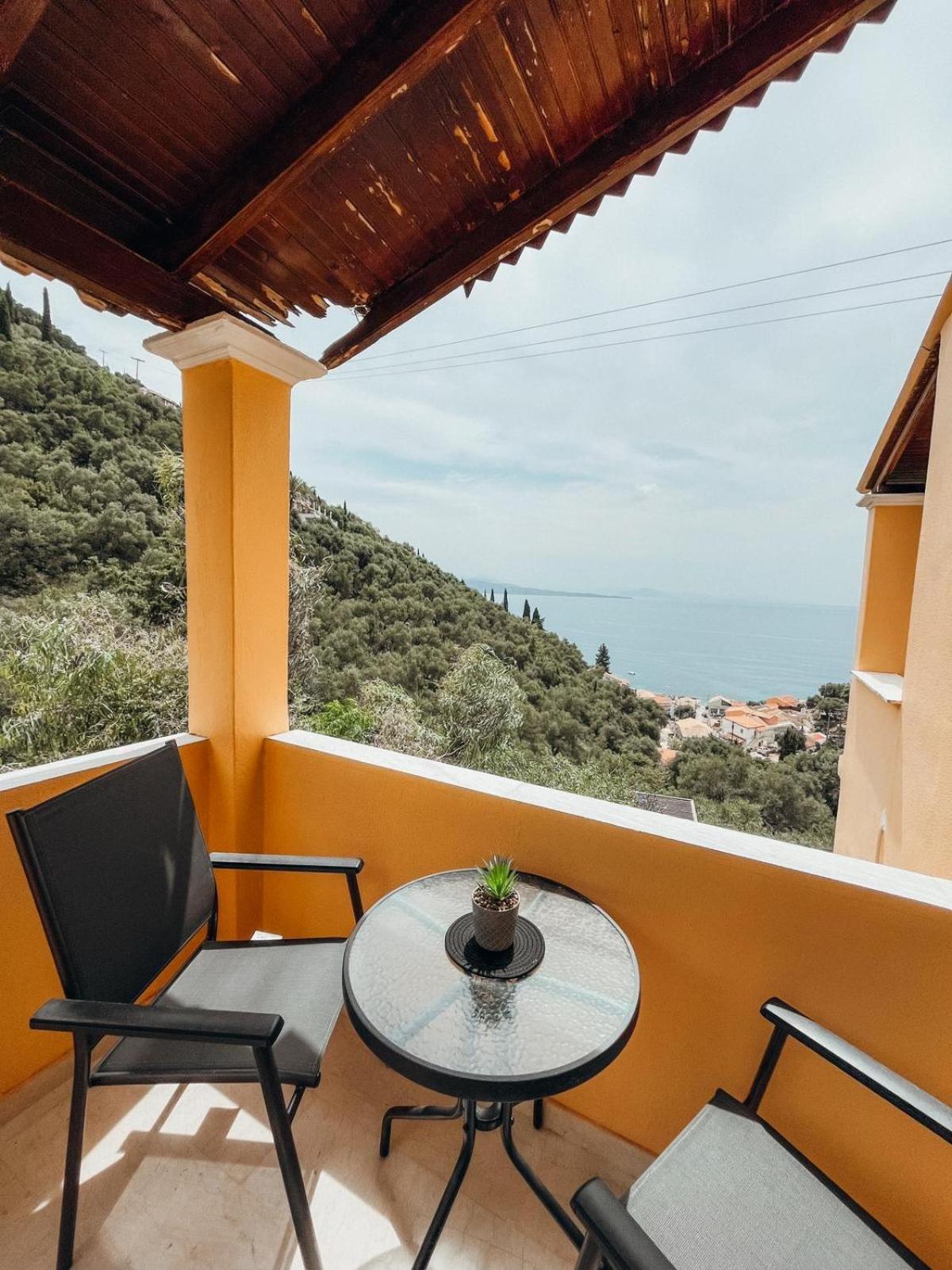 Silent Bay Apartments Katávolos Екстериор снимка