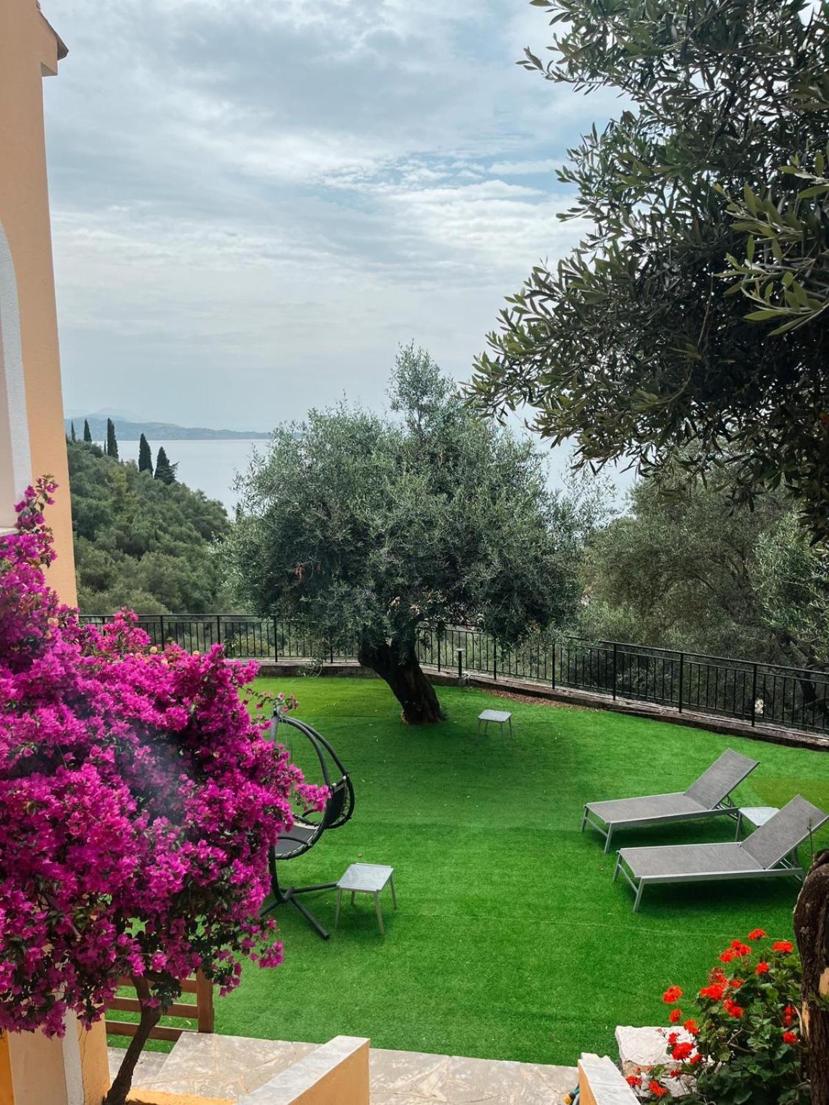 Silent Bay Apartments Katávolos Екстериор снимка
